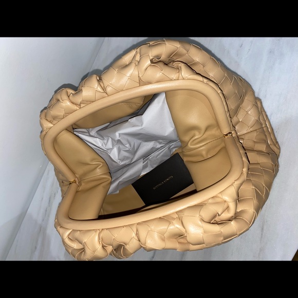 SOLD Bottega Veneta Pouch - Picture 5 of 6